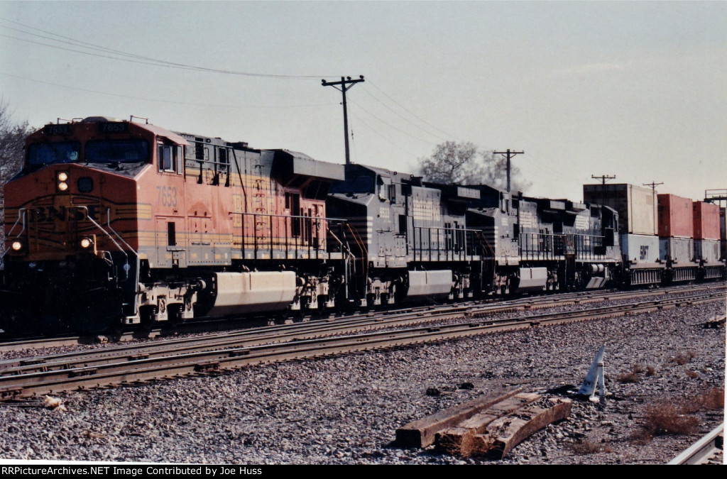 BNSF 7653 West